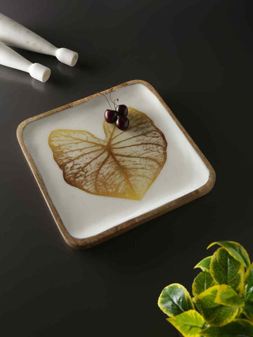 Mangowood Platter In Enamel Finish With Gold Leaf Design