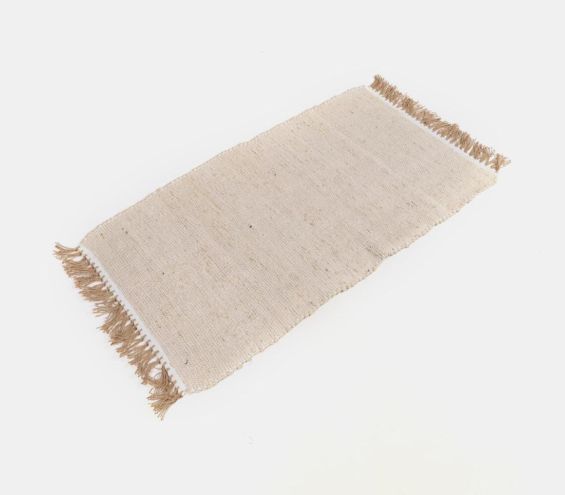 Jute And Cotton Yarn Plain Rug