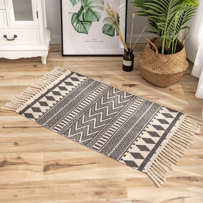 Ivory Black Fringe Door Mat