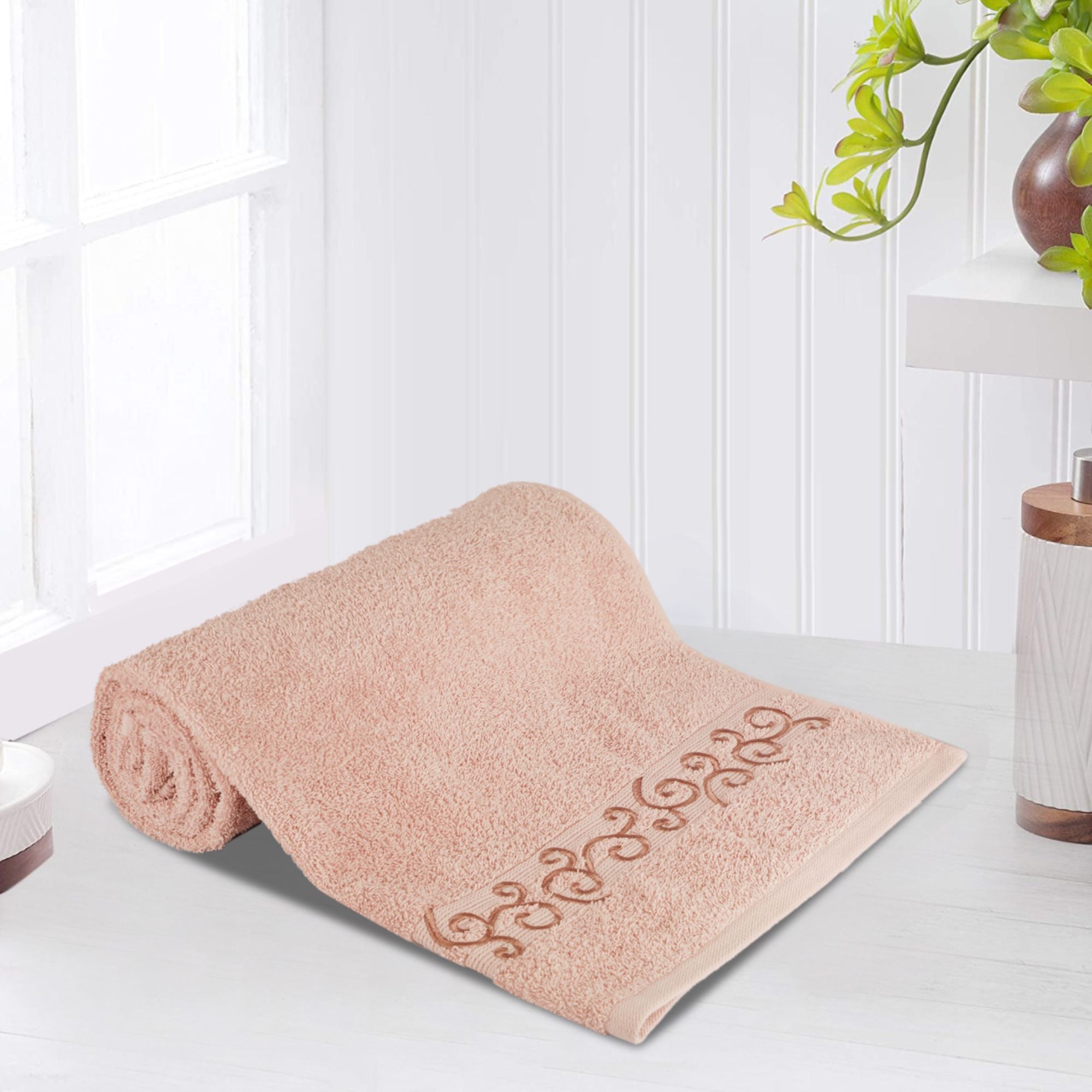 500 GSM Embroidered Bath Towel (Peach)