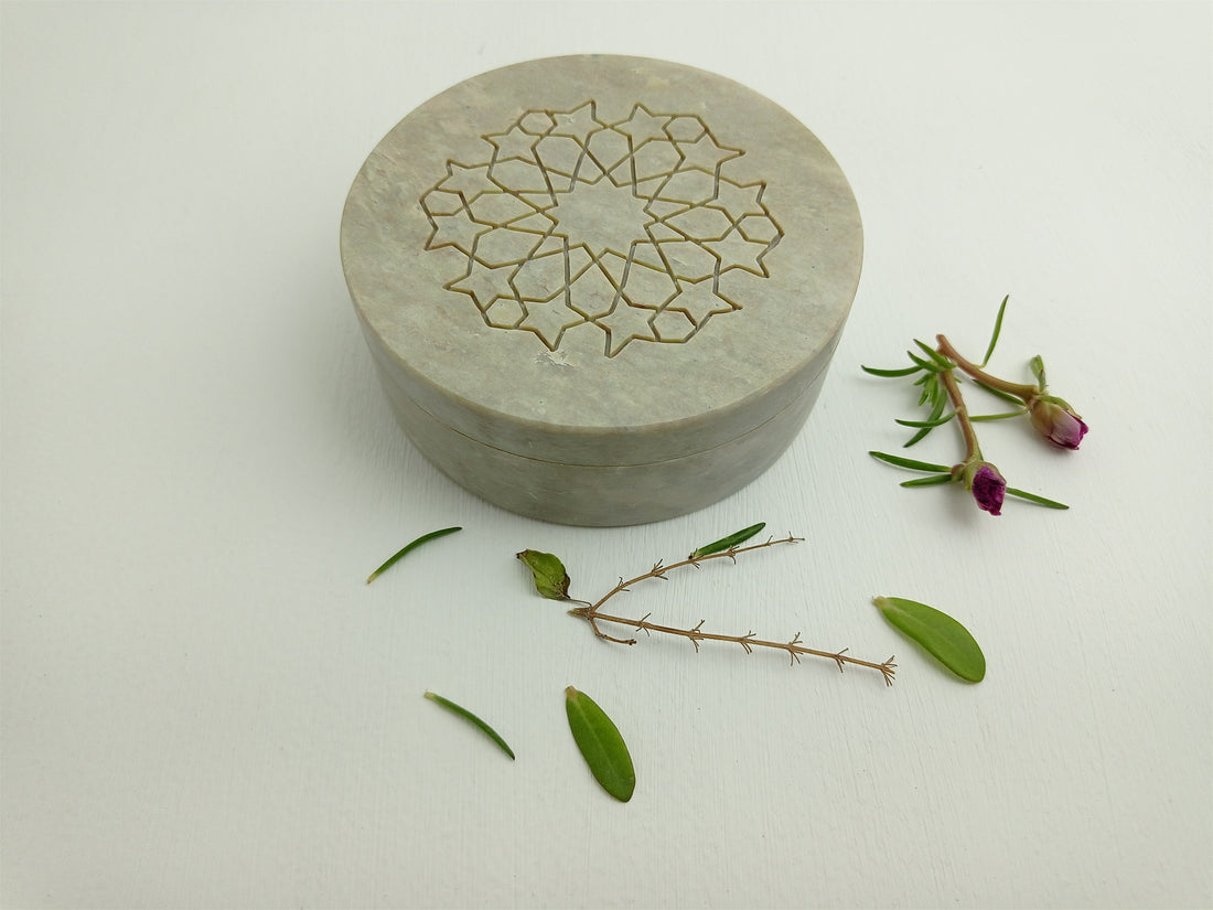 Cala Marble Natural Multicolor Soapstone Handmade Round Lattice Pattern Storage & Jewellery Box