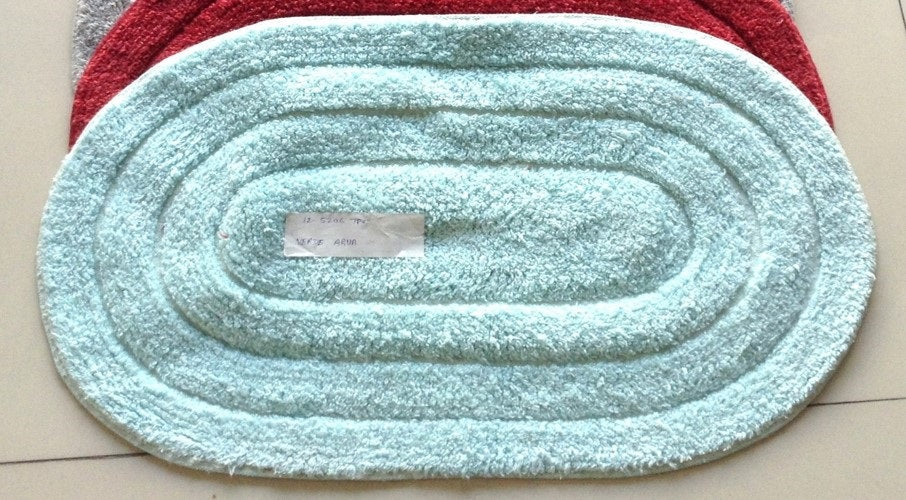 Recycled Pre Dyed Yarn Tufted Bathmat 950 GSM