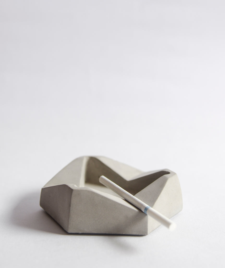 Estoile - Concrete Ashtray