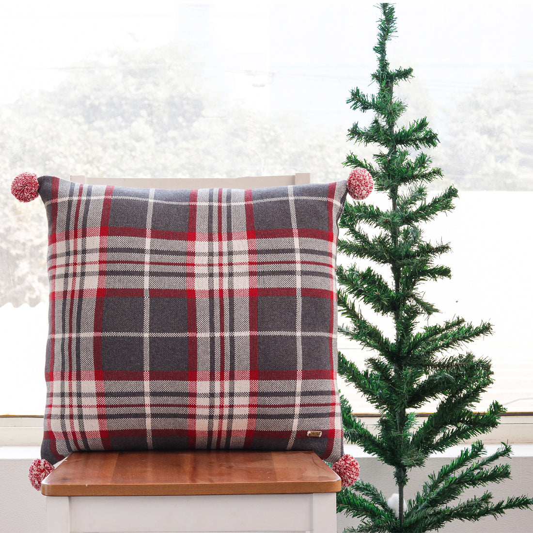 Tartan Plaid Knitted Cushion Cover