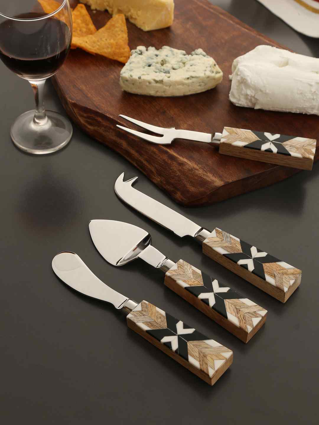 Cheese Set With Geometric Design Set Of 4 (fork - Spreader - Cheese Slicer & Cheese Knife)