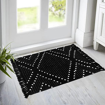 Handwoven Black Tassel Rug