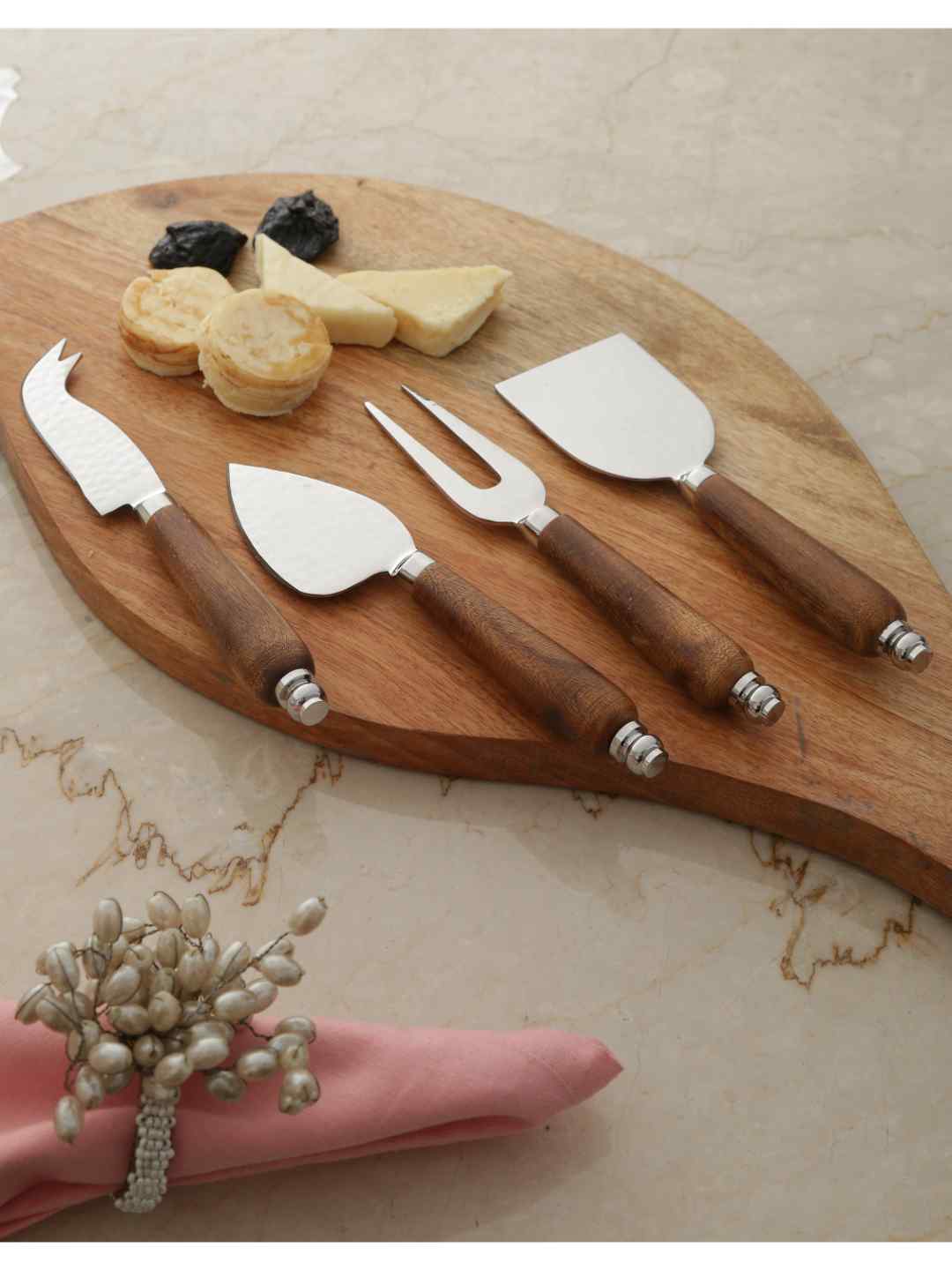 Silver Tone Cheese Knives Set Of 4 With Wooden Handles